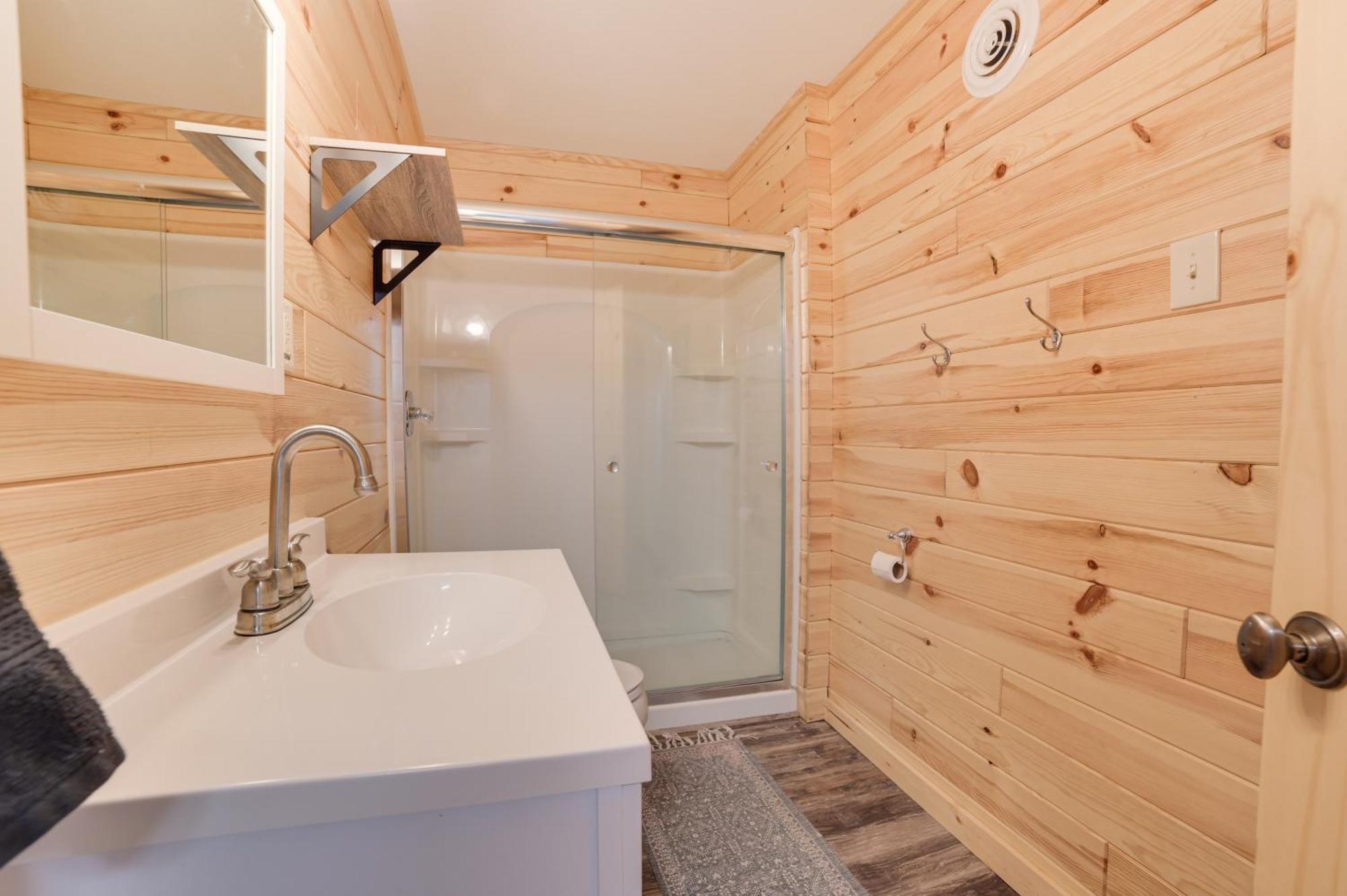 Scenic Evans Hideaway Steps To Lake Huron! Oscoda Exterior foto