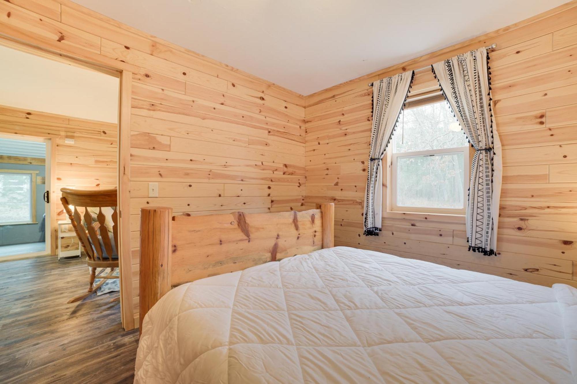 Scenic Evans Hideaway Steps To Lake Huron! Oscoda Exterior foto